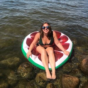 Meet your Posher, Francine